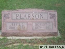 Robert Lee Pearson