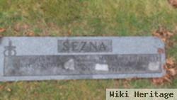 Peggy Esham Sezna