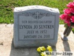 Lyndia J Suntken