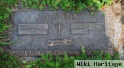 Thomas R Dodds