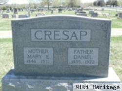 Daniel E Cresap