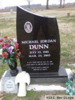 Michael Jordan Dunn