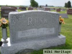 Donna L Rusk