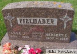 Anne Johanna Beekman Fielhaber