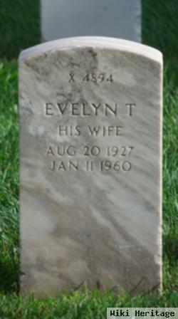 Evelyn T Snyder