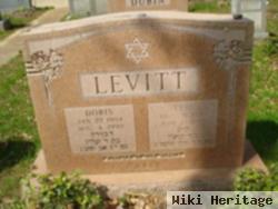 Leo Levitt