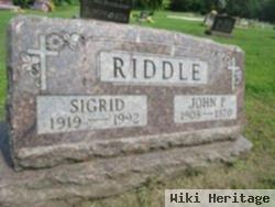 Sigrid Riddle