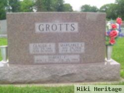 Robert F Grotts