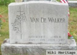 Gertrude E. Moses Van De Walker