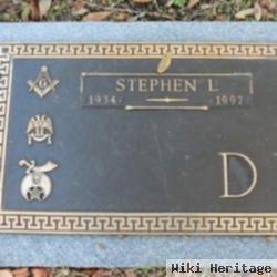 Stephen L Dukes