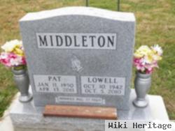 Lowell Middleton