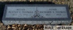 Richard B Thomas