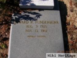 Howard R Funderburk