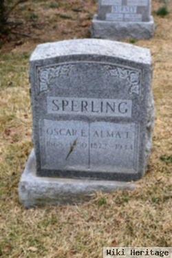 Oscar E Sperling