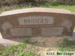 Mattie M Bridges