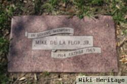 Mike De La Flor, Jr