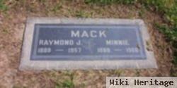 Minnie Mack