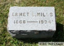 Emmet E Mills