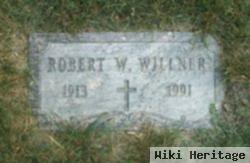 Robert W Willner