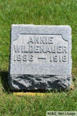 Annie Wildenauer