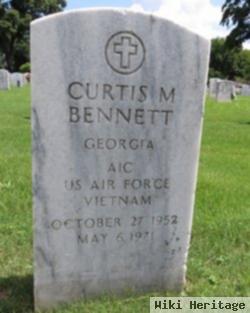 Curtis M Bennett