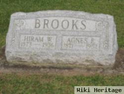 Hiram W Brooks