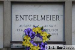 August W Entgelmeier