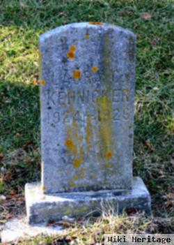 Laura G. Kennicker