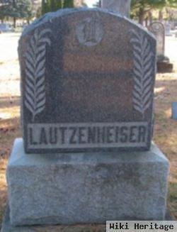 Loren Dell Lautzenheiser