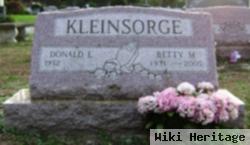 Betty M Kleinsorge
