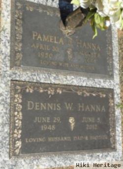 Dennis W Hanna
