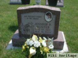 Jennifer R Hunter