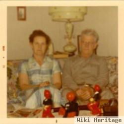 Wynona M. "tots And Mike" Totten Setzer Eastman