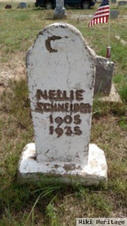 Nellie Schneider