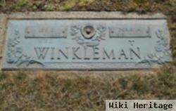 Loy E Winkleman