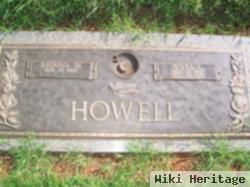 Verle L Howell