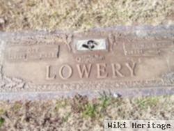 Edna Mae Beesinger Lowery