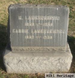 Carrie Langensiepen