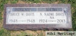 Neva Naomi "na" Priddy Davis