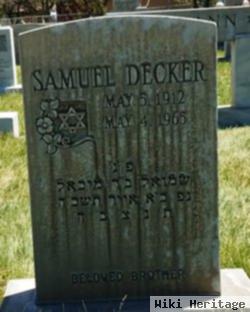 Samuel Decker