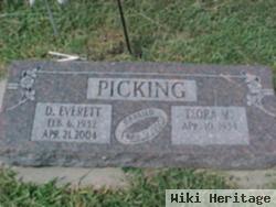 Daniel Everett Picking