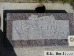 Lewis Petersen