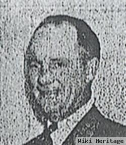 Ernest Lamaun Oakley