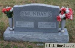 Dorothy Wince Munday