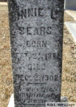 Minnie L Sears