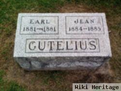 Earl Gutelius