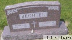 Esther M Beghtel