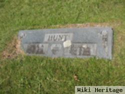 Tressie L Hunt