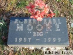 Robert Earl Moore