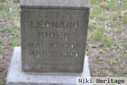 Leonard Lee Rider